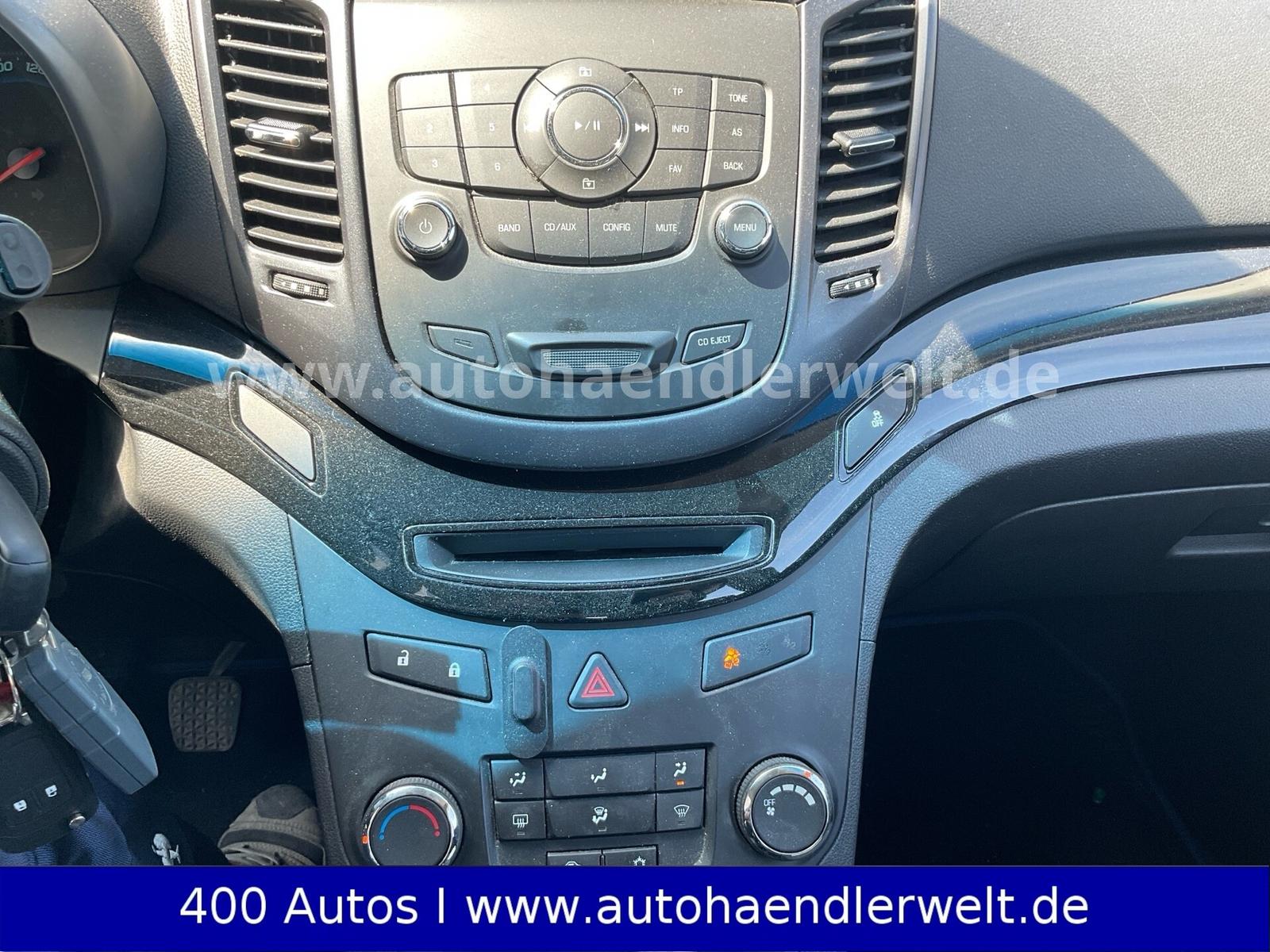Chevrolet Orlando 2012 — photo 17