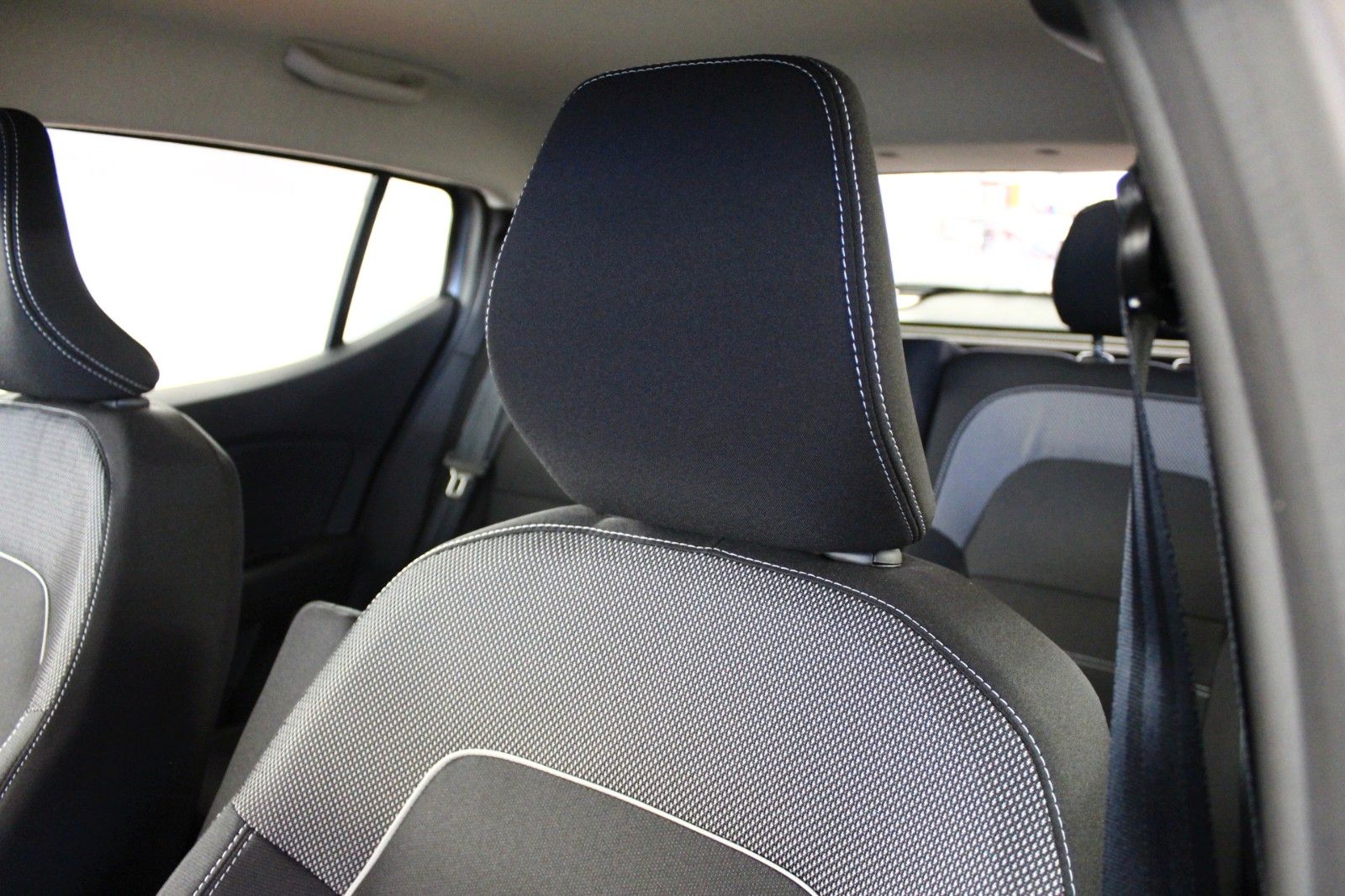 Fahrzeugabbildung Dacia Sandero TCe 90 auto Expression #15622