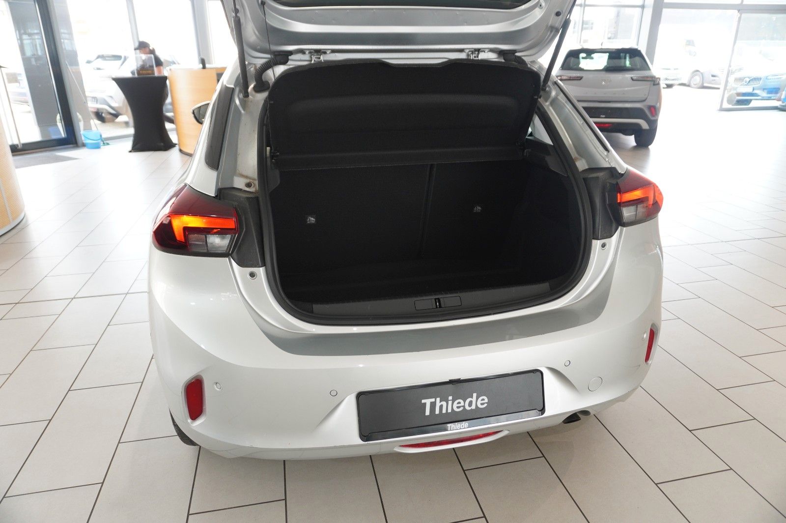 Fahrzeugabbildung Opel Corsa F 1.2 FACELIFT NAVI/LED/KAMERA/VIRTU./SHZ