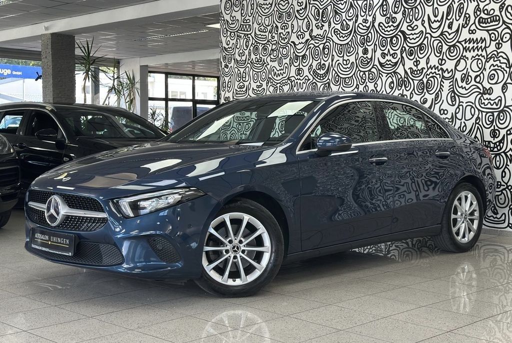 Mercedes-Benz A 200