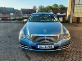 Mercedes-Benz E 200 NGT BlueEFFICIENCY Autom. - - Mercedes-Benz E 200 mit CNG-Antrieb: Limousine, Automatik