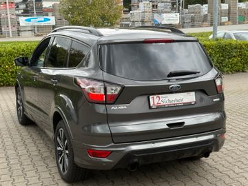 Ford Kuga - 11