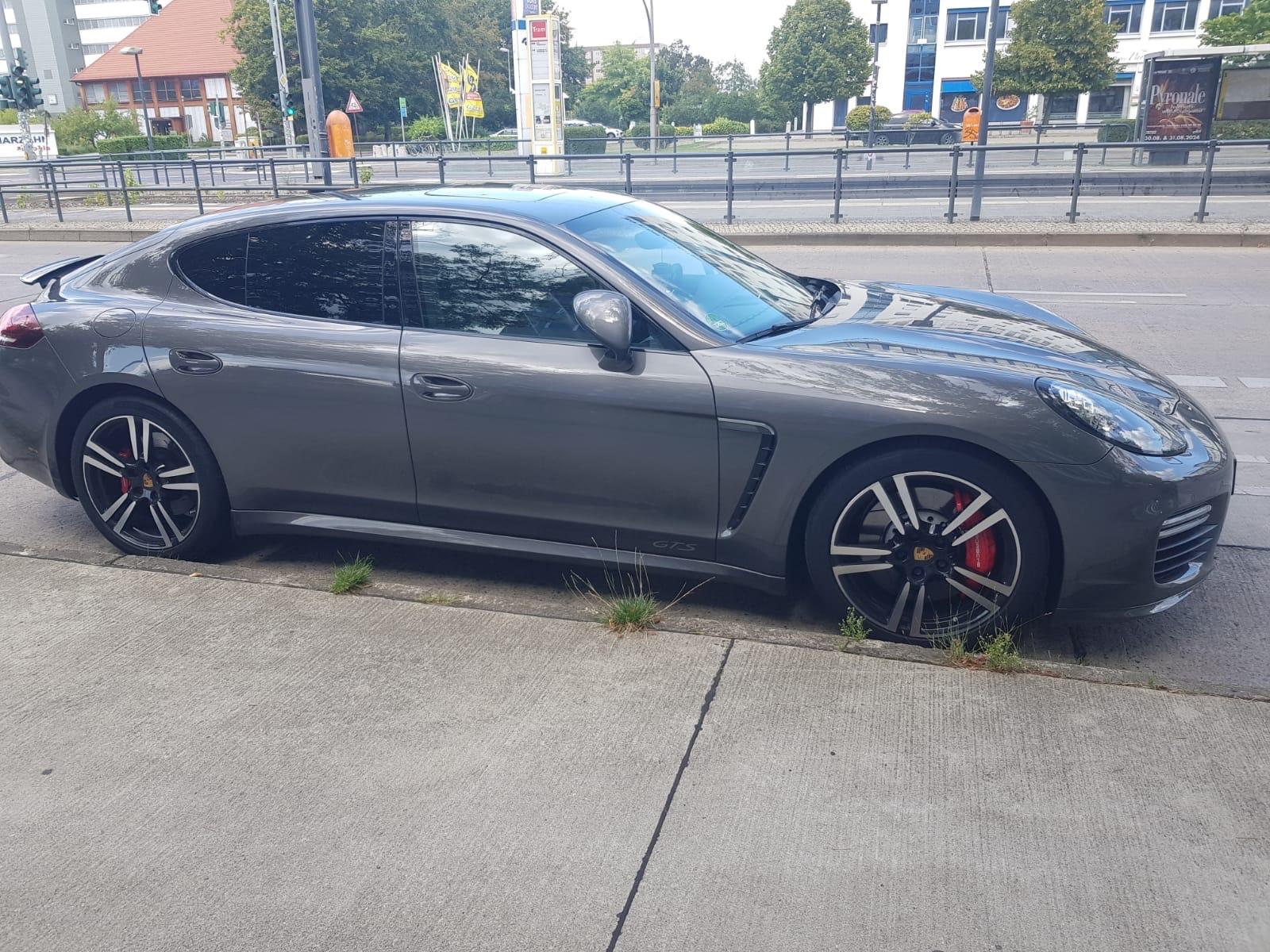 Porsche Panamera GTS 21 Zoll!