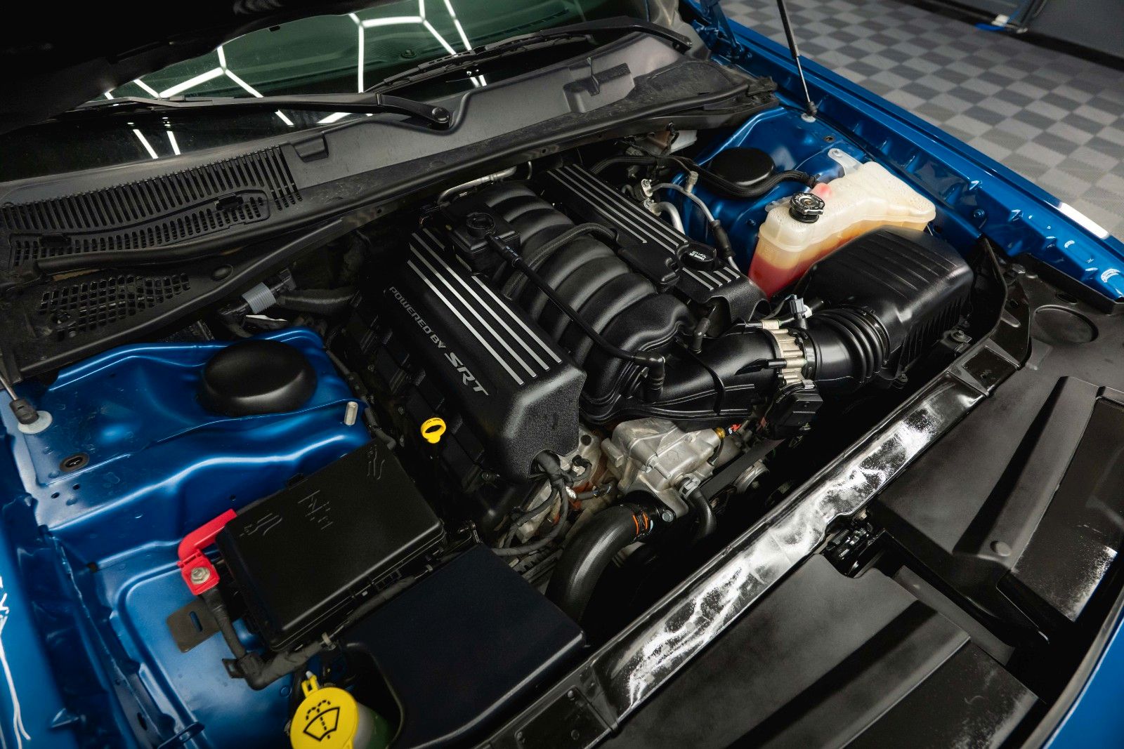 Fahrzeugabbildung Dodge Challenger 6.4 V8 SRT 392 R/T 1320 SCAT PACK