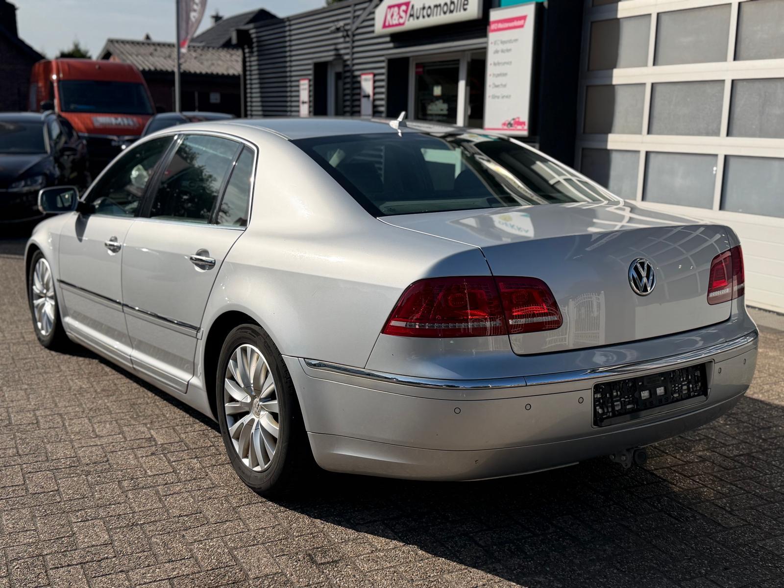 Volkswagen Phaeton 3.0 4Motion *LEDER*NAVI*AHK*