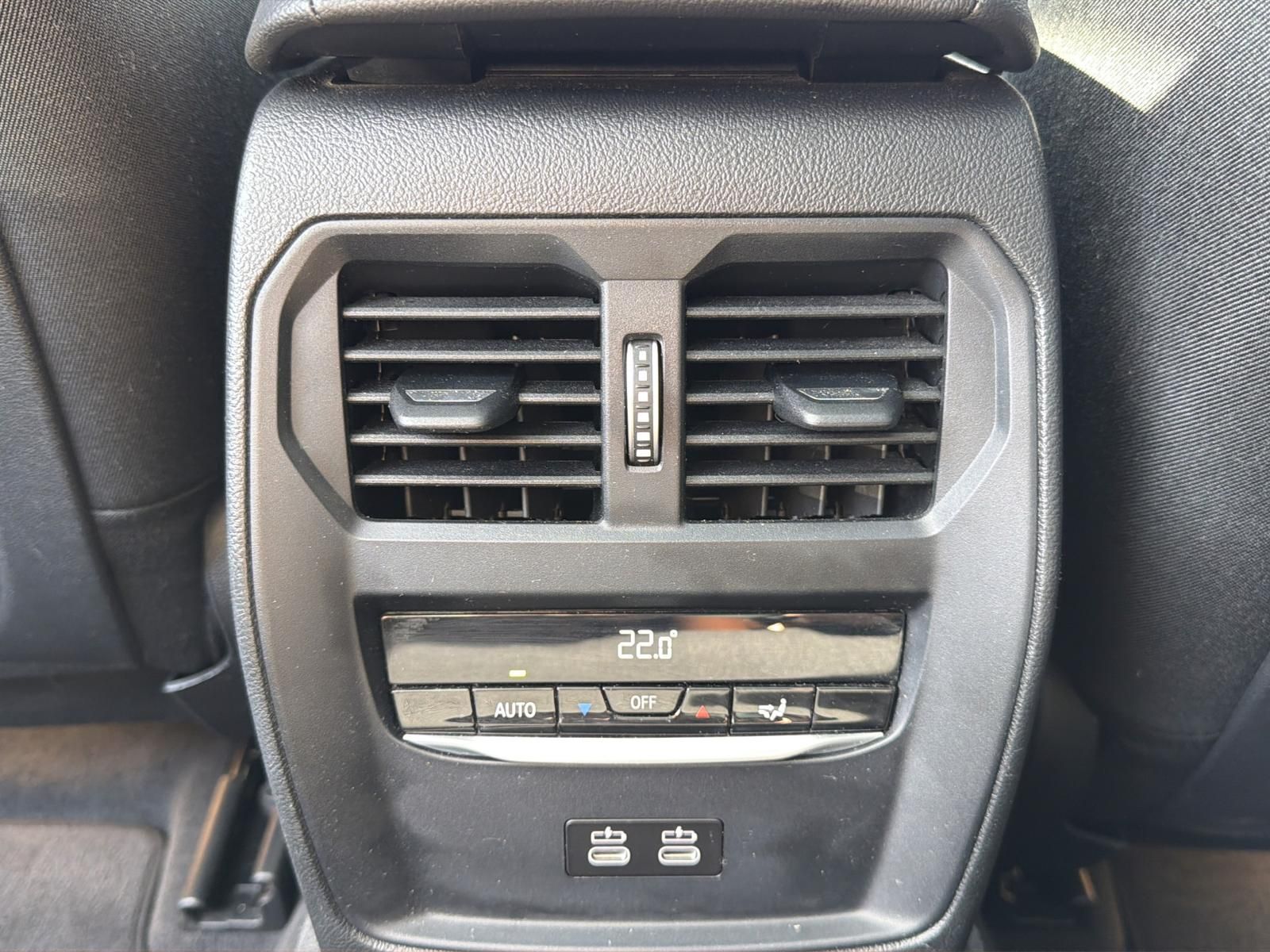 BMW 318d Tour. Advantage Pano LED Navi Live-Cockpit foto 22