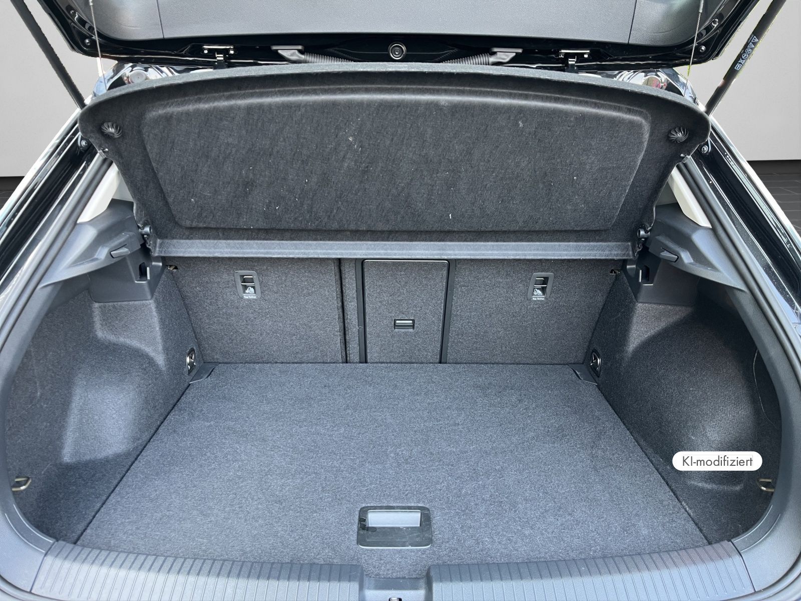 Volkswagen T-Roc - Bild 16