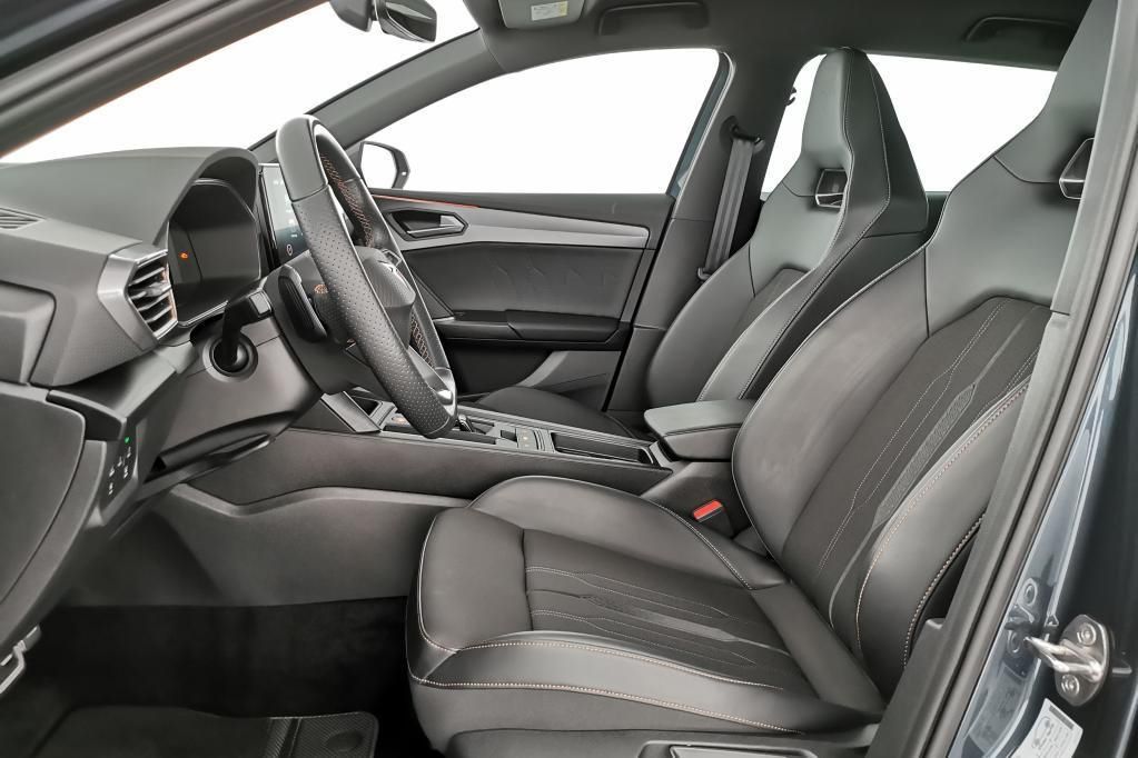 Cupra Leon ST 1.4 e-Hybrid DSG AHK*RFK*PDC*Tempo*Klima