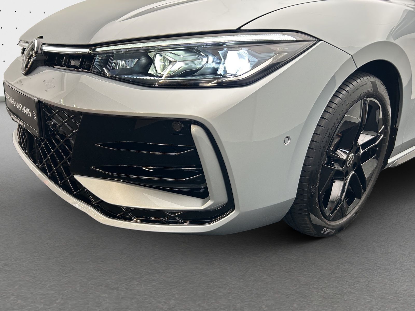 Volkswagen Passat - Bild 13