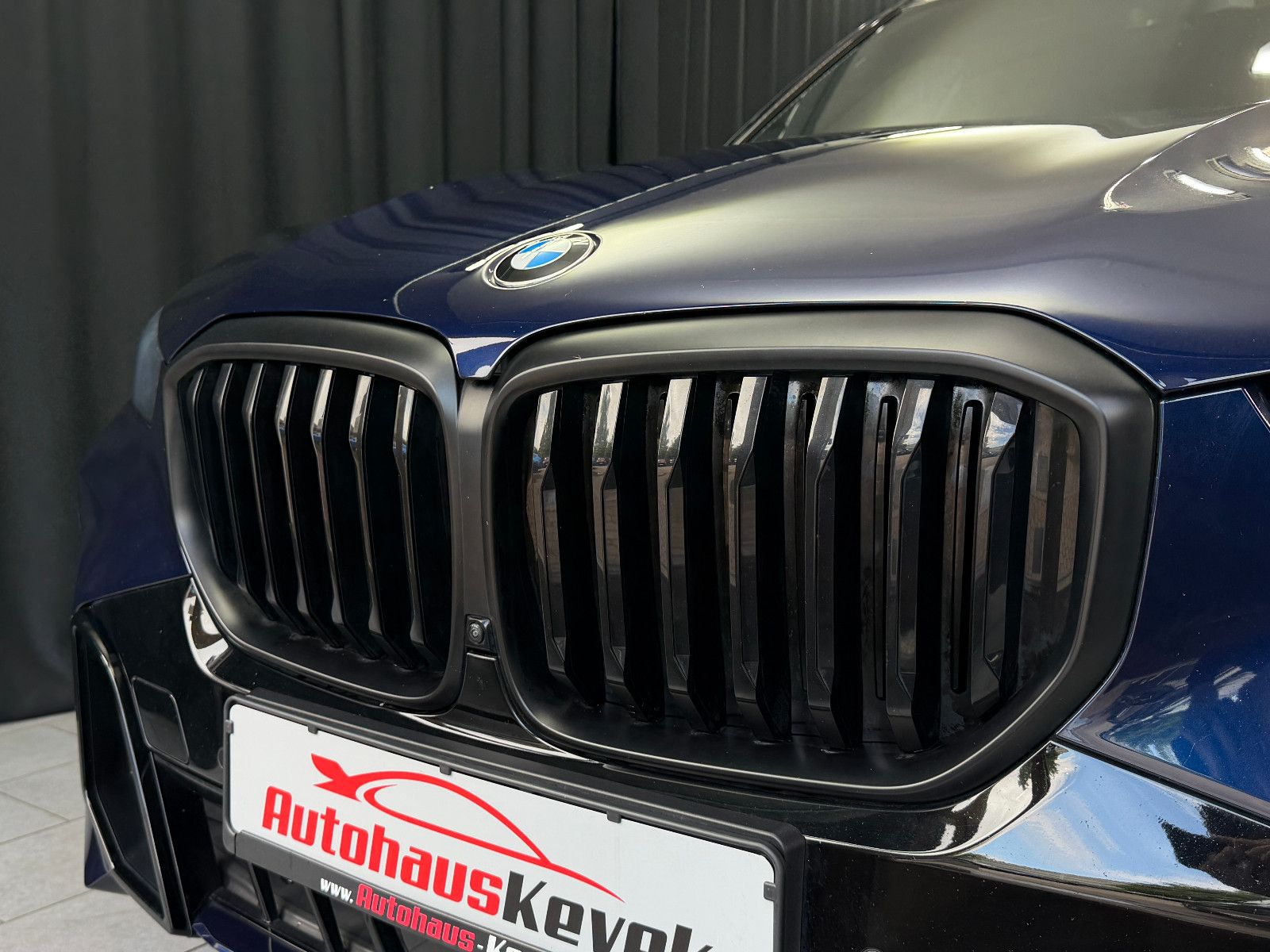 Fahrzeugabbildung BMW X5 40 d xDrive M SPORT PRO|PANO|M-SITZE|INDIVID