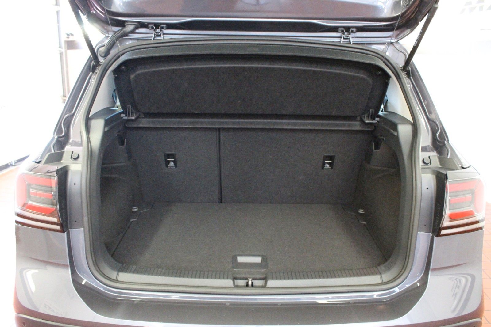 Fahrzeugabbildung Volkswagen T-Cross 1.0 TSI DSG *Sitzhzg*Kamera*