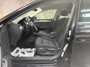 Volkswagen Passat Variant - 7