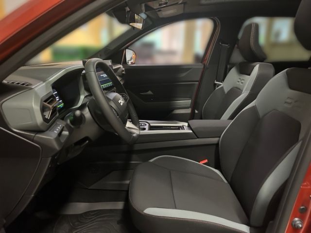 Fahrzeugabbildung Dacia Bigster EXTREME HYBRID 155 El. Panodach Navi Dig