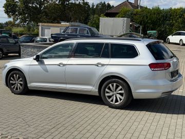 Volkswagen Passat Variant - 4