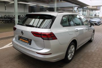 Volkswagen Golf - 6
