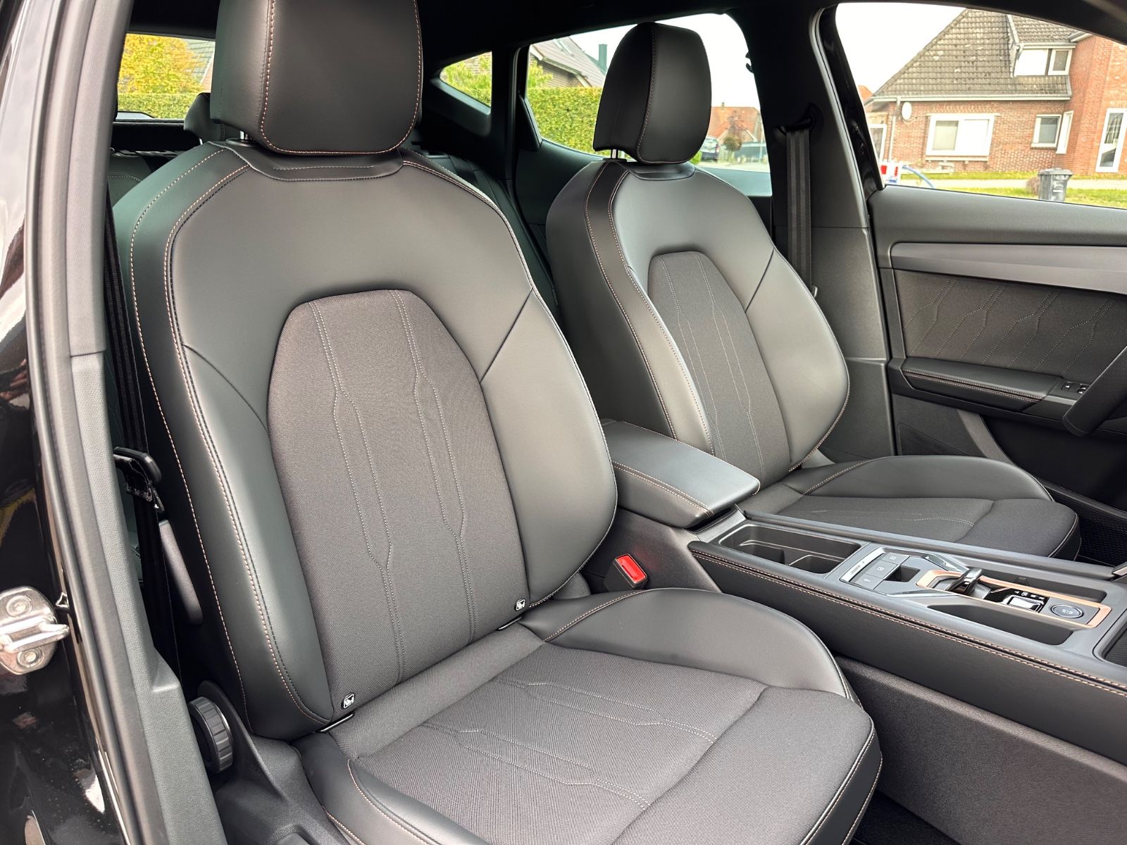 Fahrzeugabbildung CUPRA Formentor 2.0 TSI 4Drive AHK/ACC/LED/SHZ/RFK/PDC