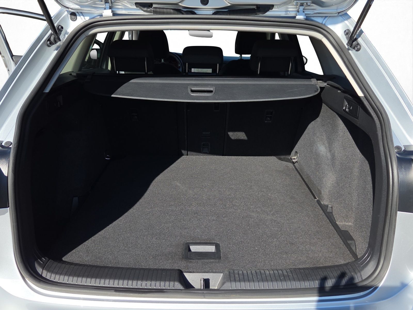 Volkswagen Golf - Bild 14