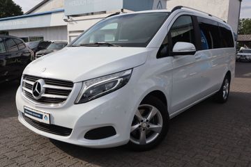 Mercedes V 220 - 1