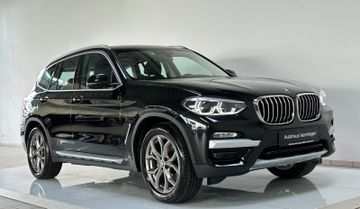 Fahrzeugabbildung BMW X3 xD20d xLine Alarm Panorama DisplKey M Sport