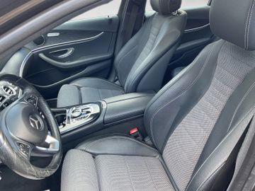 Mercedes E 200 - 9