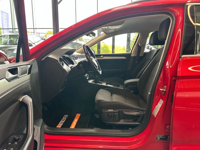 Volkswagen Passat Variant *Massage*Keyless*Tempo*Navi*