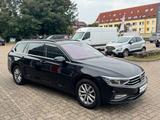 Volkswagen Passat B8 Variant 2.0 TDI LED Navi AHK Massage - Volkswagen Passat: B2
