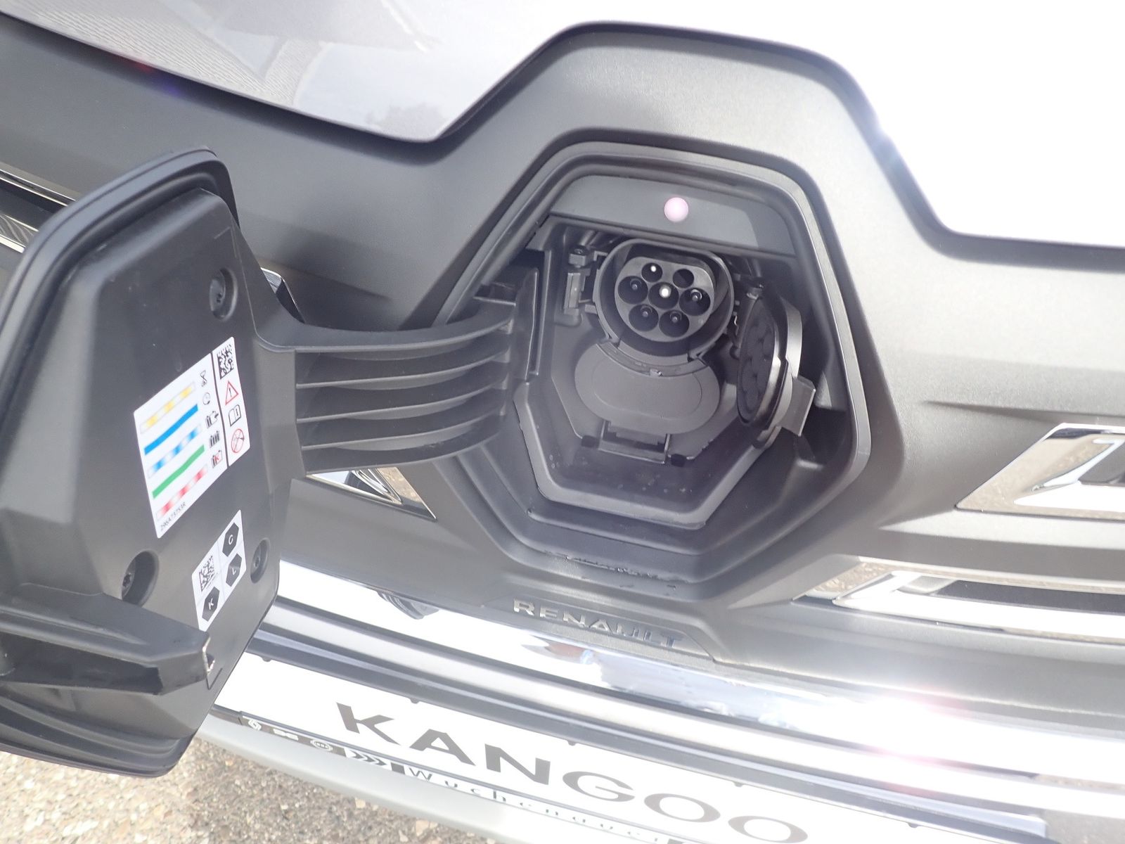 Fahrzeugabbildung Renault Kangoo E-TECH elektr. Techno Comfort Range AC22