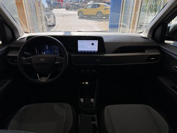Ford Tourneo Courier Titanium