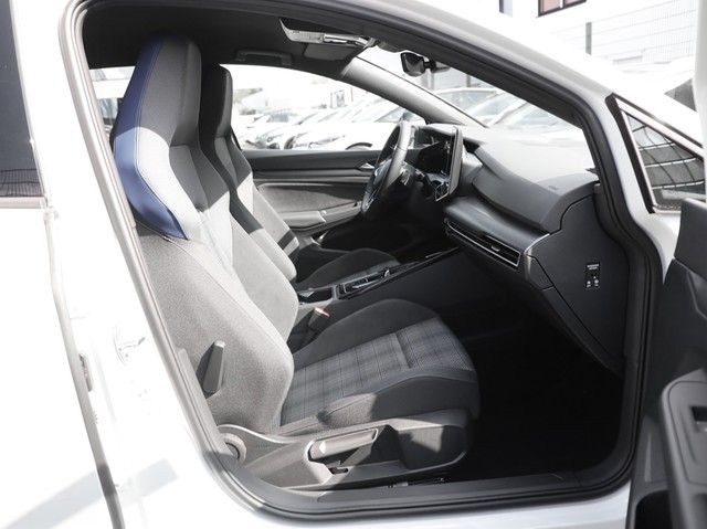 Volkswagen Golf - Bild 3