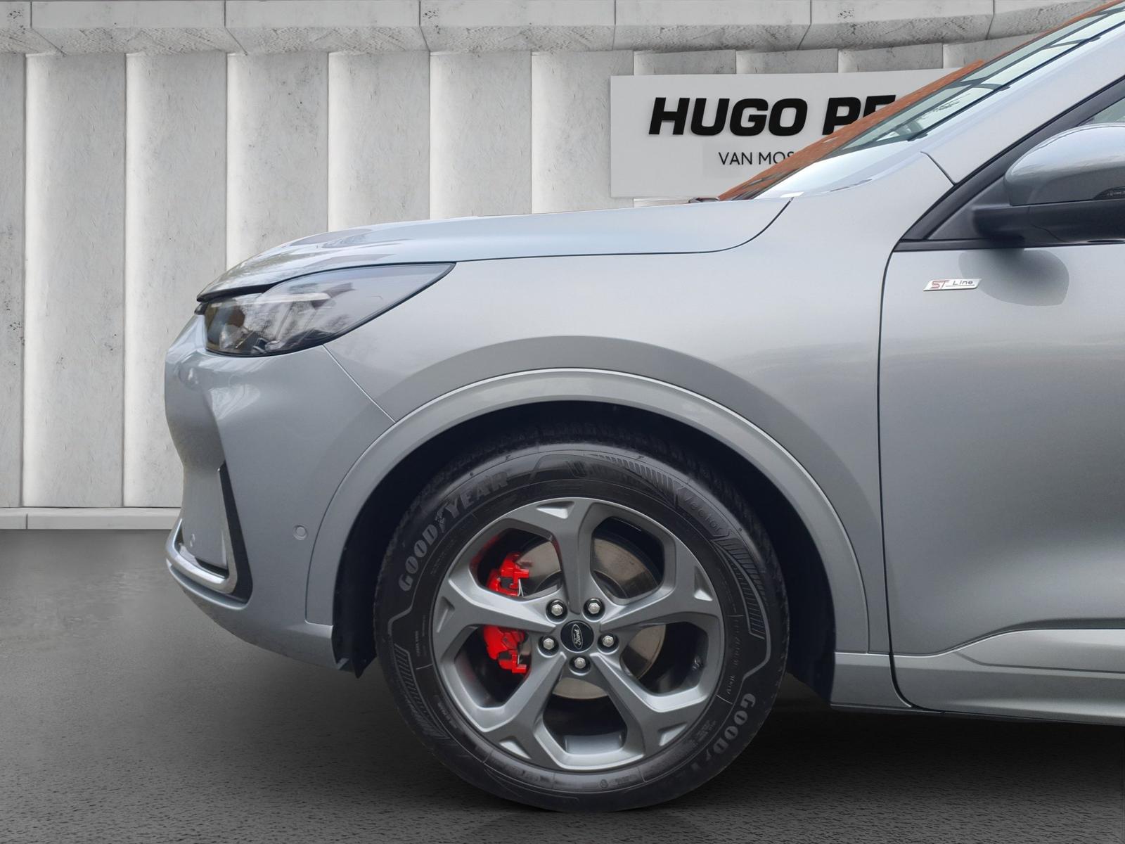 Ford Kuga ST-Line X*PANO*AHK*LED-MATRIX*360GRAD*ACC*N