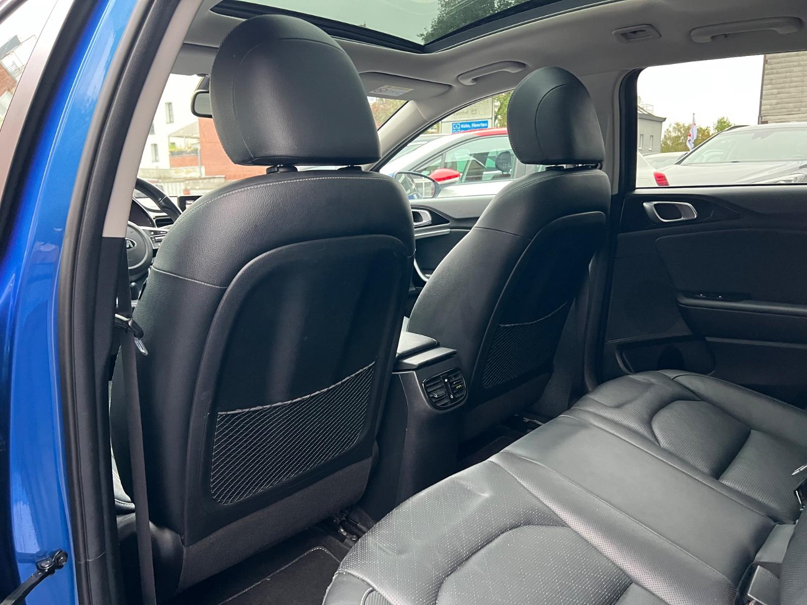 Kia cee'd / Ceed Platinum Edition*Automatik*1.Hand*