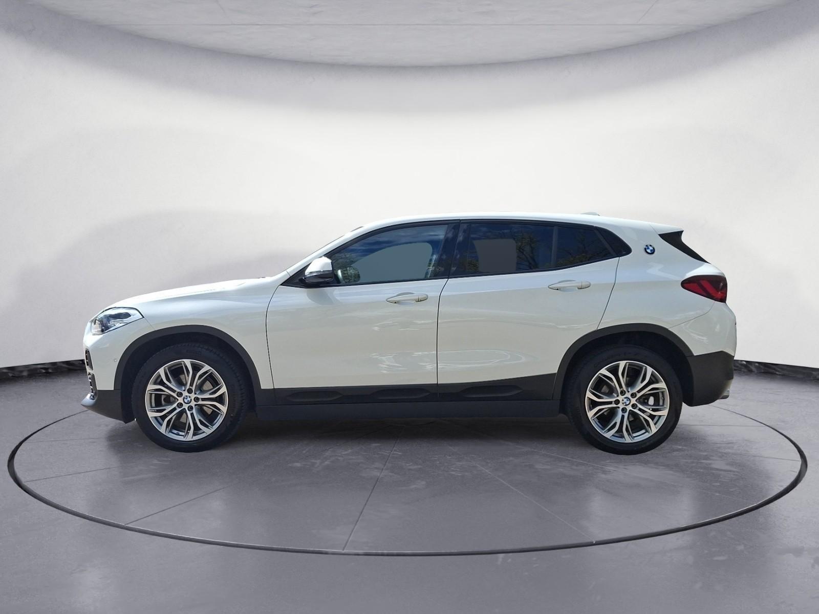BMW X2 sDrive18i Advantage Plus Klimaaut. Sportsitze