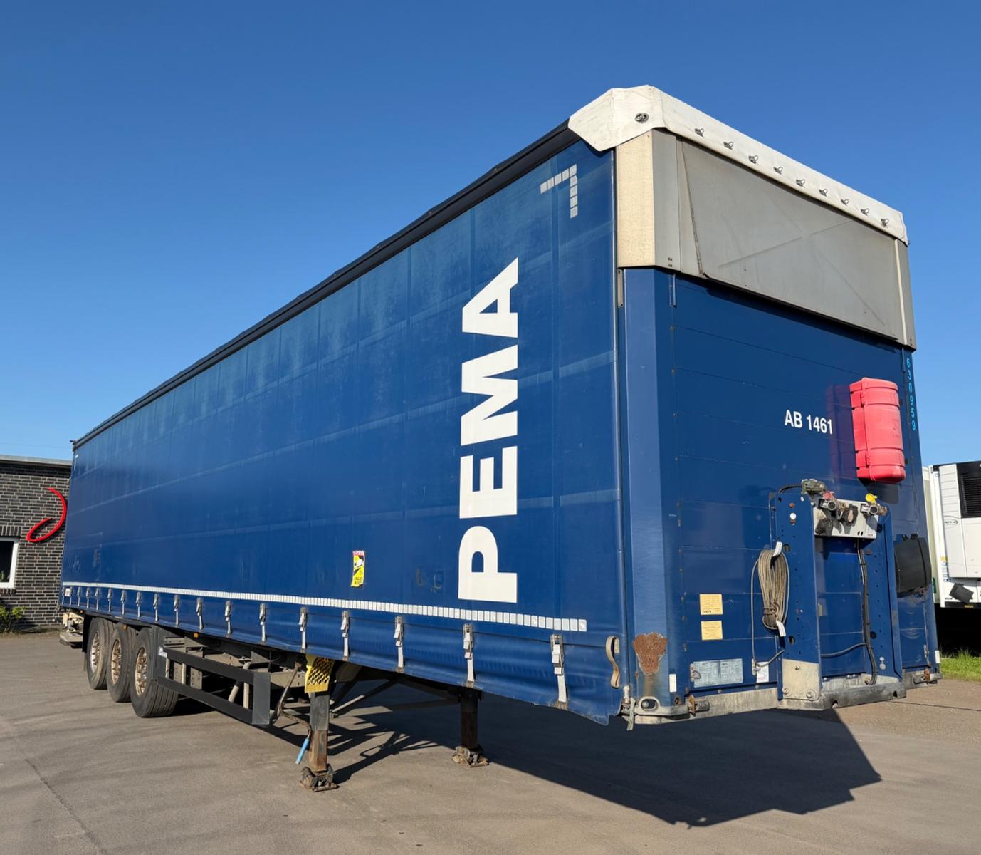 Schmitz Cargobull S01 / XL-Code / Standard / Hubdach / LBW