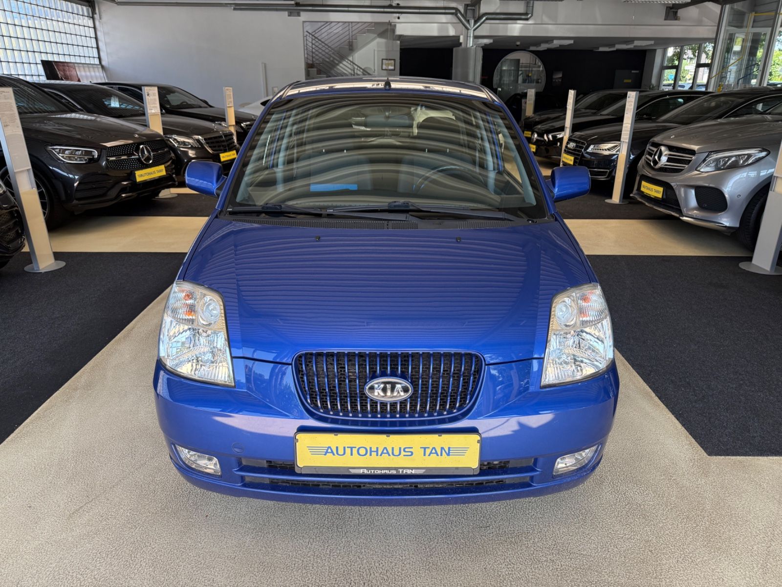 Fahrzeugabbildung Kia Picanto 1.1 EX