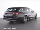 Mercedes-Benz E 220 d T Avantgarde+NavP+LED+AHK+Distr+KeyG+RFK - Mercedes-Benz E 220 mit Diesel-Antrieb: mit Navigationssystem