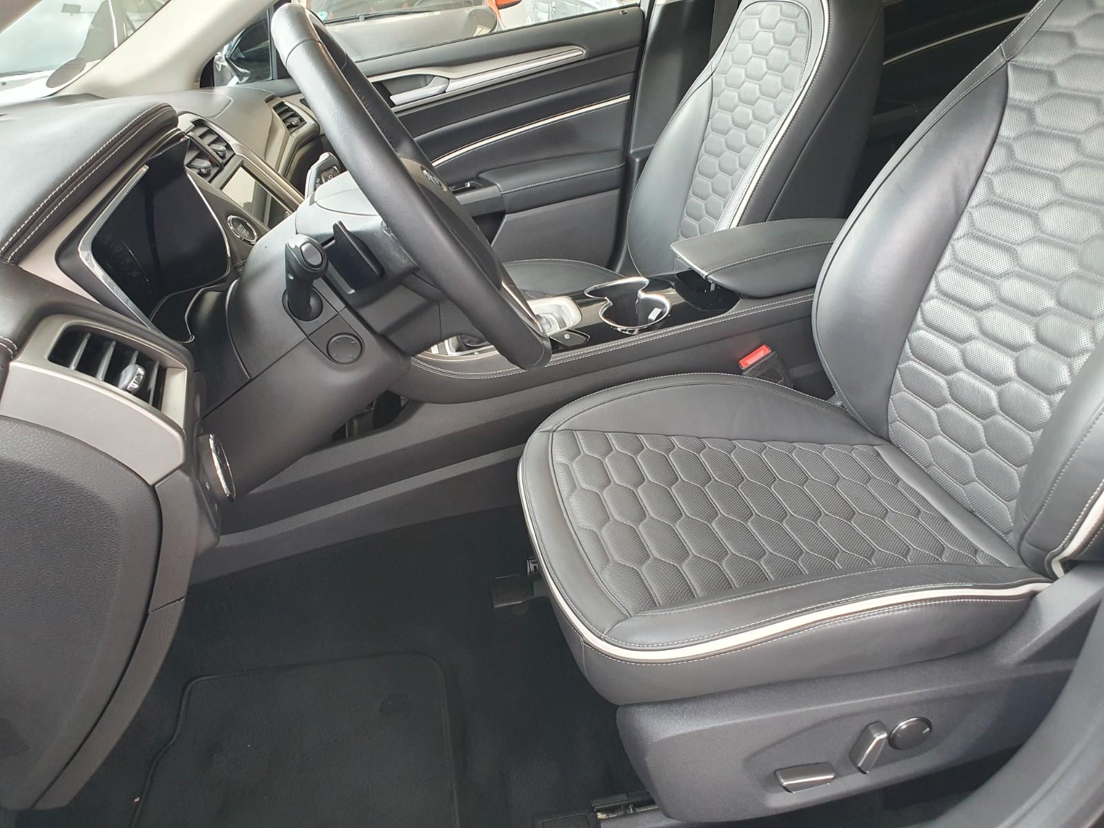 FORD MONDEO SW VIGNALE 2.0 TDCI 211ch BVA Sièges chauffants cuir Historique présent - 1ERE MAIN