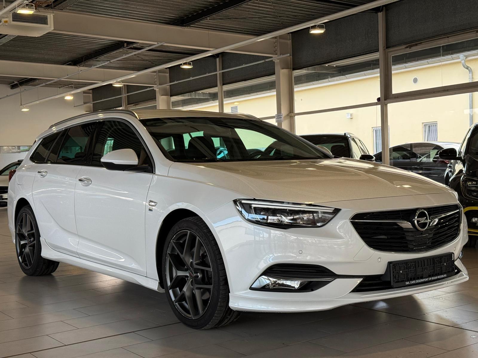 Opel Insignia  2.0 CDTI Aut. OPC LINE LED LEDER HUD