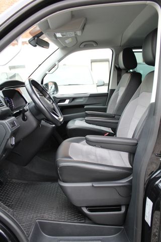 Volkswagen T6.1 Multivan Highline Black DSG 4Motion Extras!
