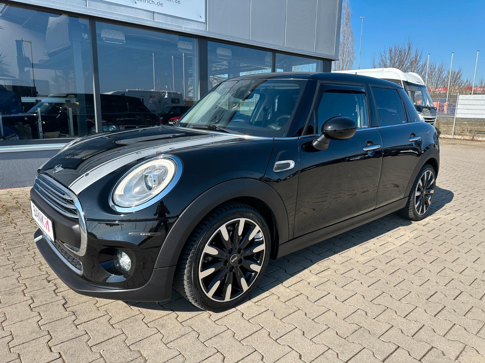 MINI ONE 5-trg. LED*Navi*Chili Pak*PDC*Sportsitze*SHZ