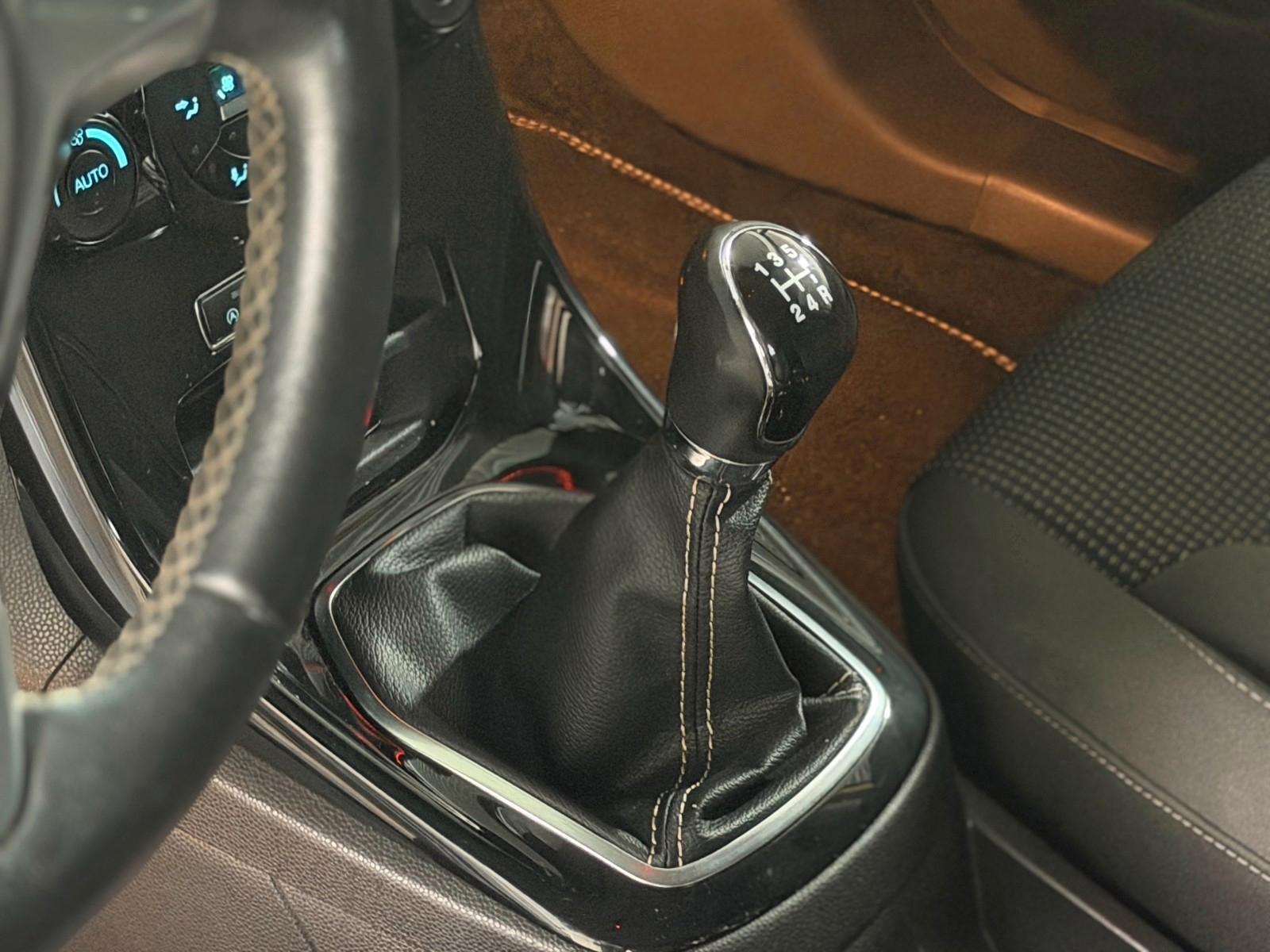 Ford Fiesta Titanium Berganfahrhilfe Winterpaket