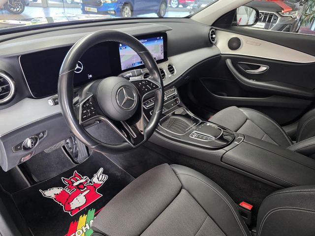 MERCEDES-BENZ E 200 — Foto 15