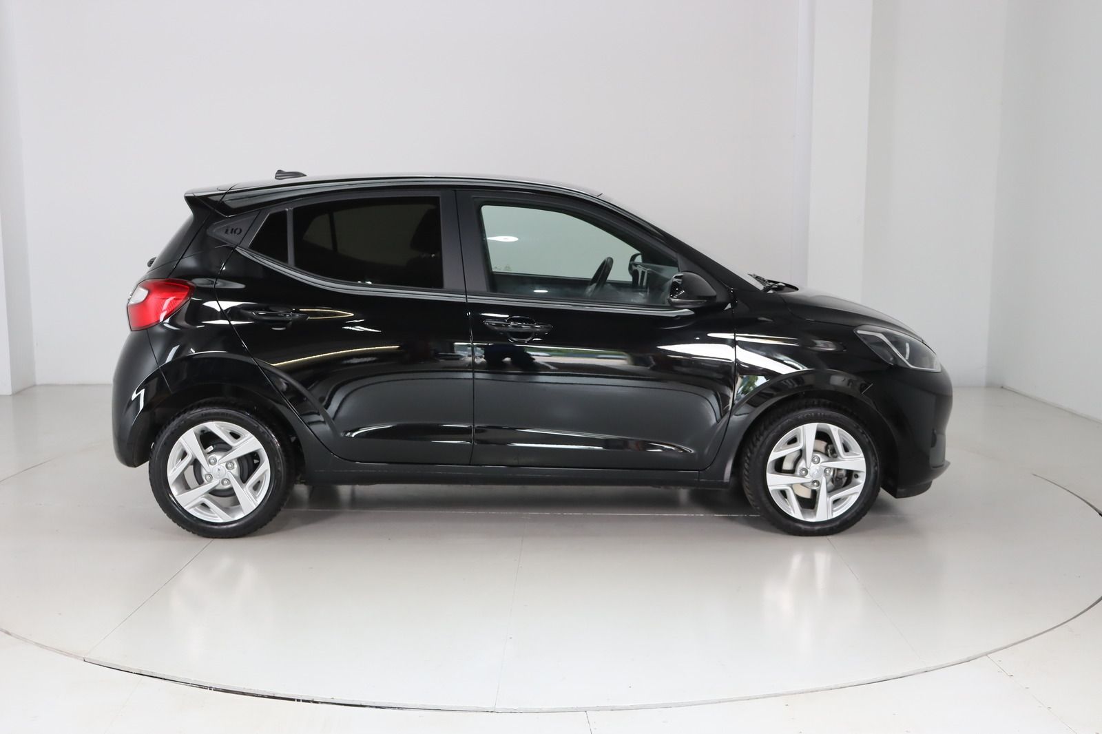 Fahrzeugabbildung Hyundai i10 * DAB * Navi * Lenkradhzg. * Rückfahrk.