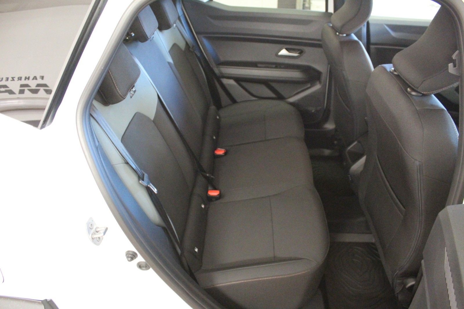 Fahrzeugabbildung Dacia Duster hybrid-G 150 4x4 Extreme  MY26