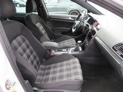 VW Golf VII Variant 2.0 TDI GTD DSG Nav virtual ACC VW Golf VII Variant 2.0 TDI GTD DSG Nav virtual ACC