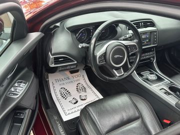 Jaguar XE 20d British Design Edition Automatik AHK – Bild 12