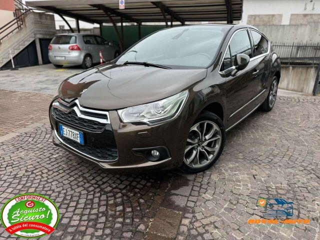 DS Automobiles DS4 2.0 HDi 135 Sport Chic