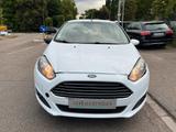 Ford Fiesta 4-Türer *Klima* - Ford Fiesta: Weiß, Türer