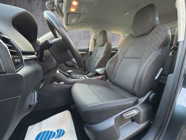 Skoda Karoq Ambition 1.6 TDI DSG*APPLE*LED*KAMERA*XEN