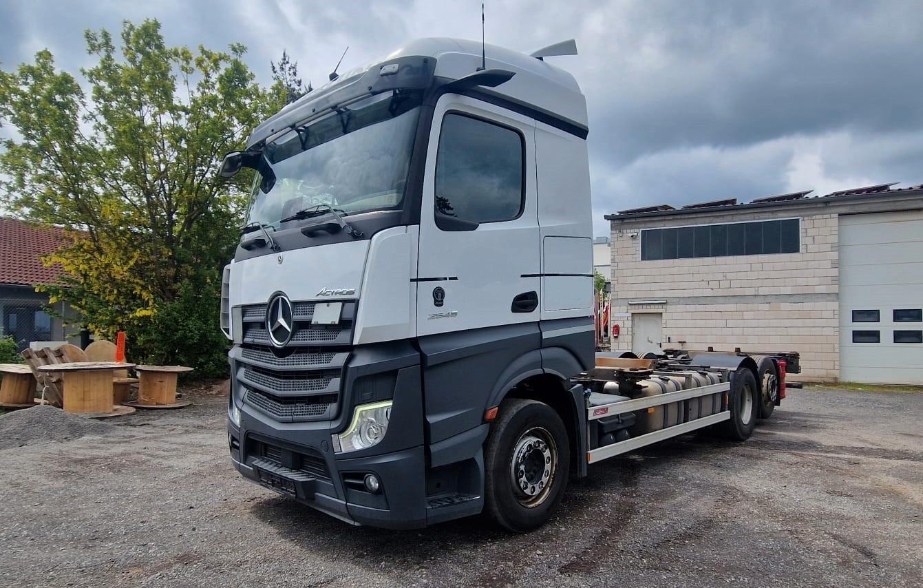Mercedes-Benz Actros 2545 Streamspace, Retarder  BDF