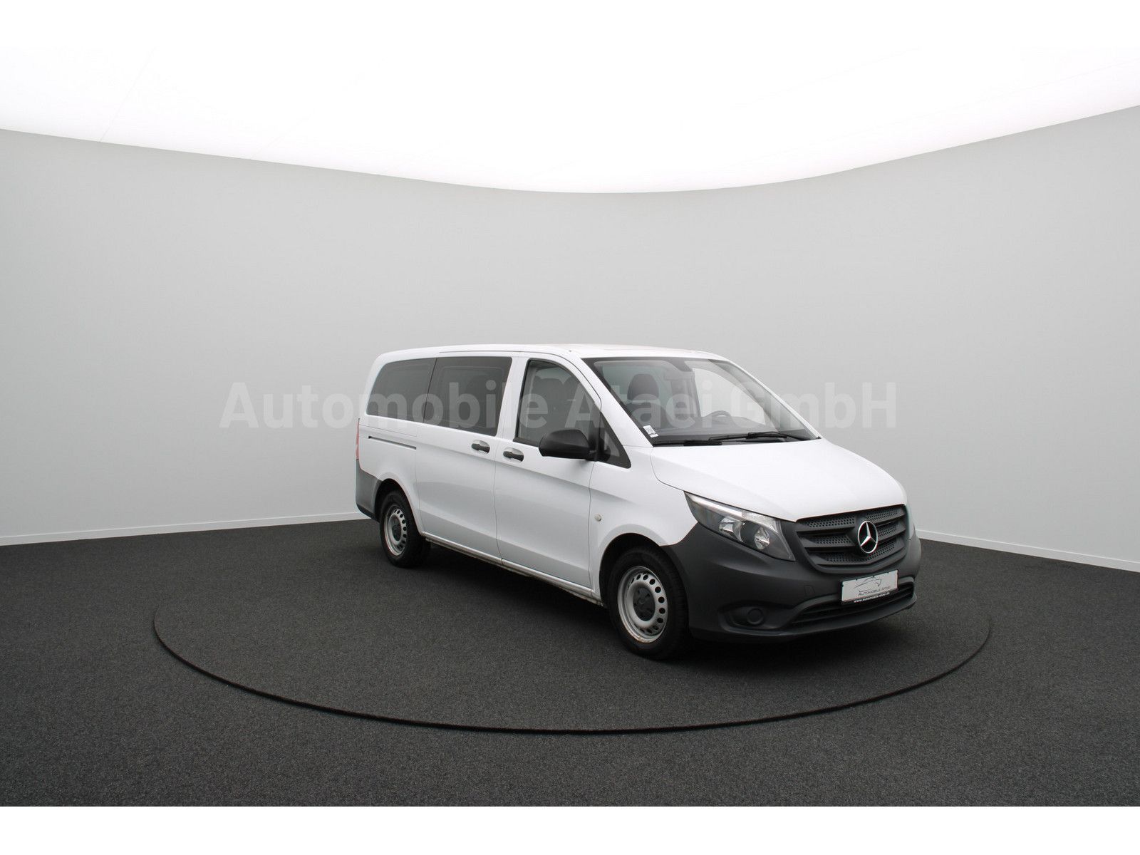 Fahrzeugabbildung Mercedes-Benz Vito Tourer 110 CDI lang *Rollstuhlrampe* 6084